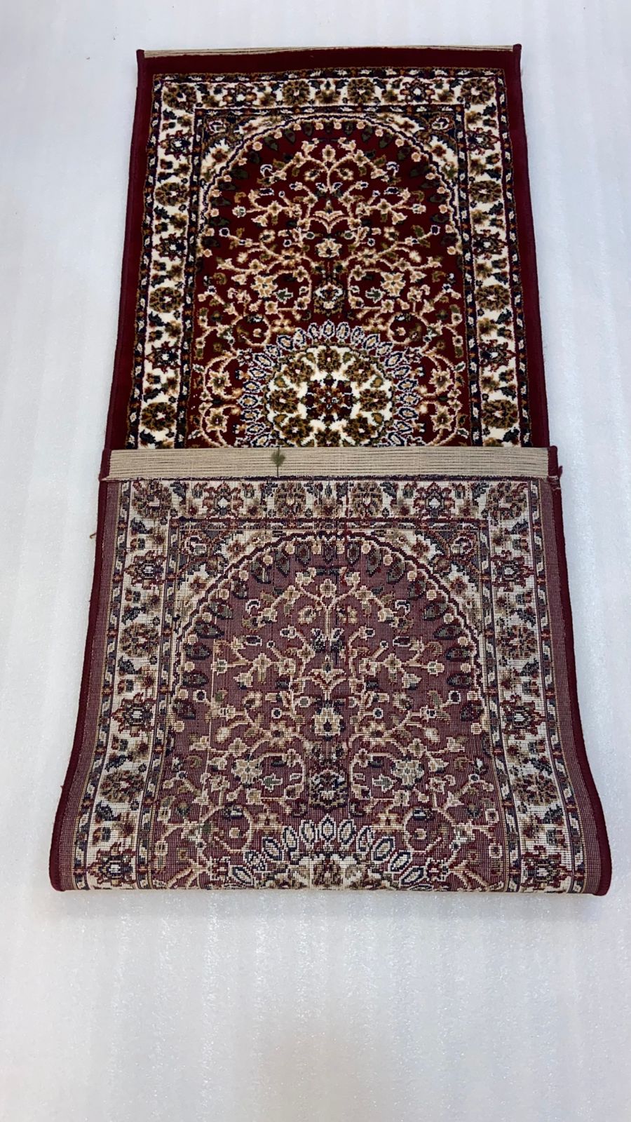 Traditional design woollen this soft Carpets Runner