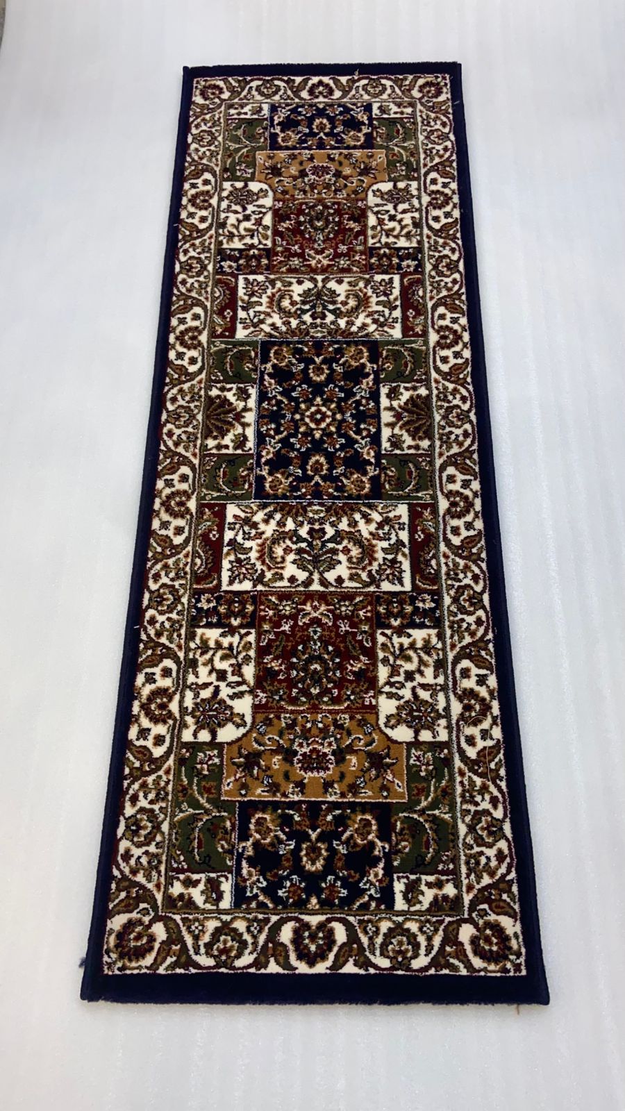 Kashmiri woollen carpets Hamdan design